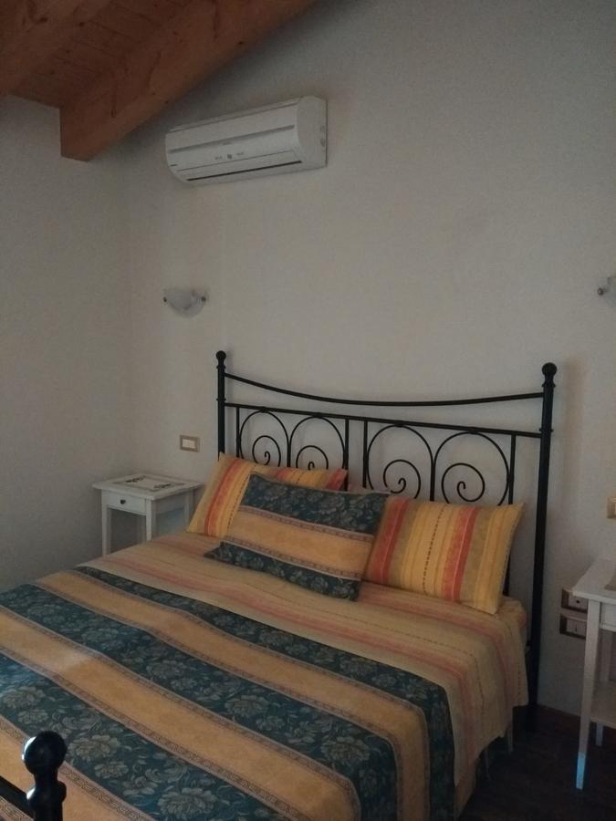 Al Lauro Couette-café 3*